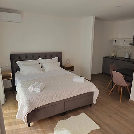 Apartman Marija Baška Voda エクステリア 写真